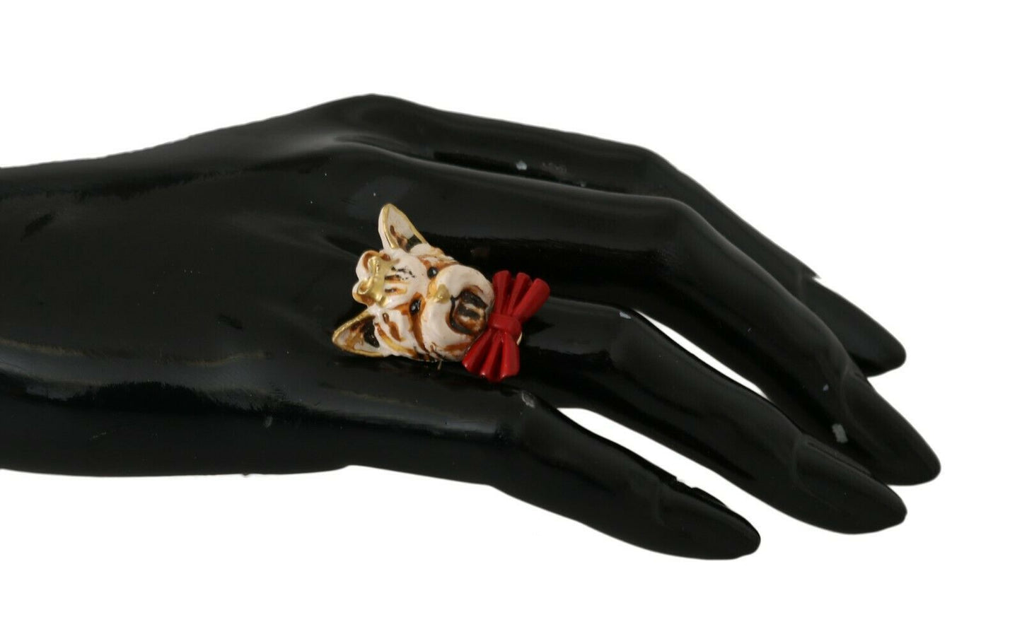 Anello da donna Dolce & Gabbana con elegante ciondolo a forma di canino