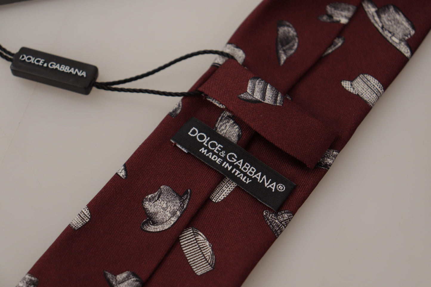 Dolce & Gabbana Cravatta Eleganza Bordeaux in Seta