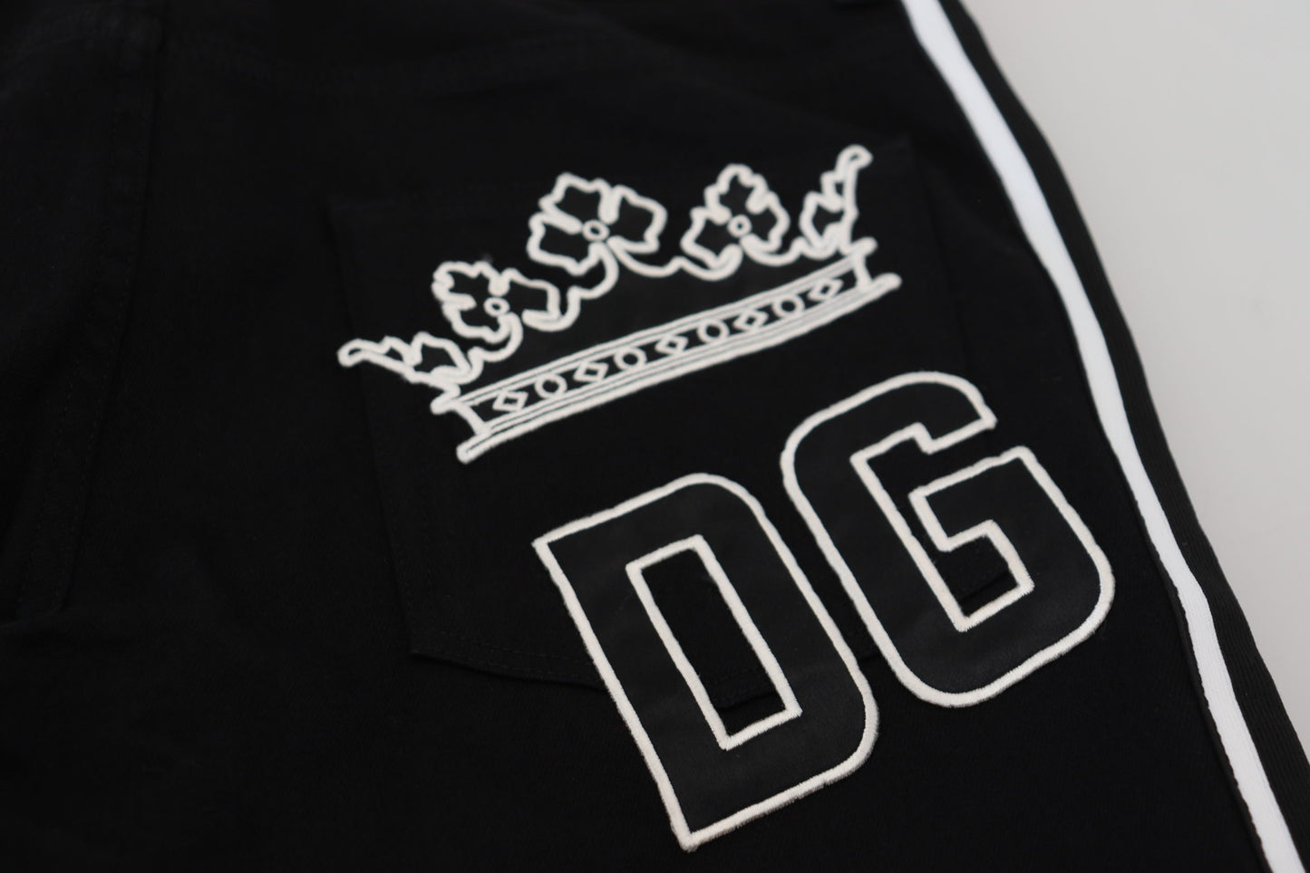 Dolce & Gabbana Элегантные черные джинсовые брюки узкого кроя