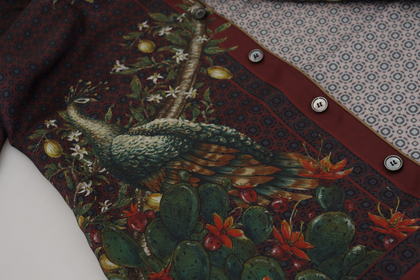 Dolce & Gabbana Элегантная мужская рубашка из шелкового атласа в пижамном стиле