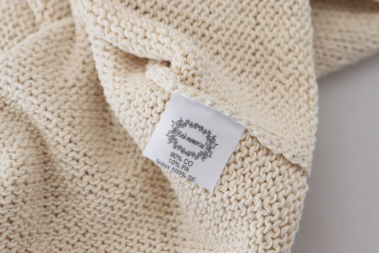 PINK MEMORIES Шикарная бежевая майка без рукавов