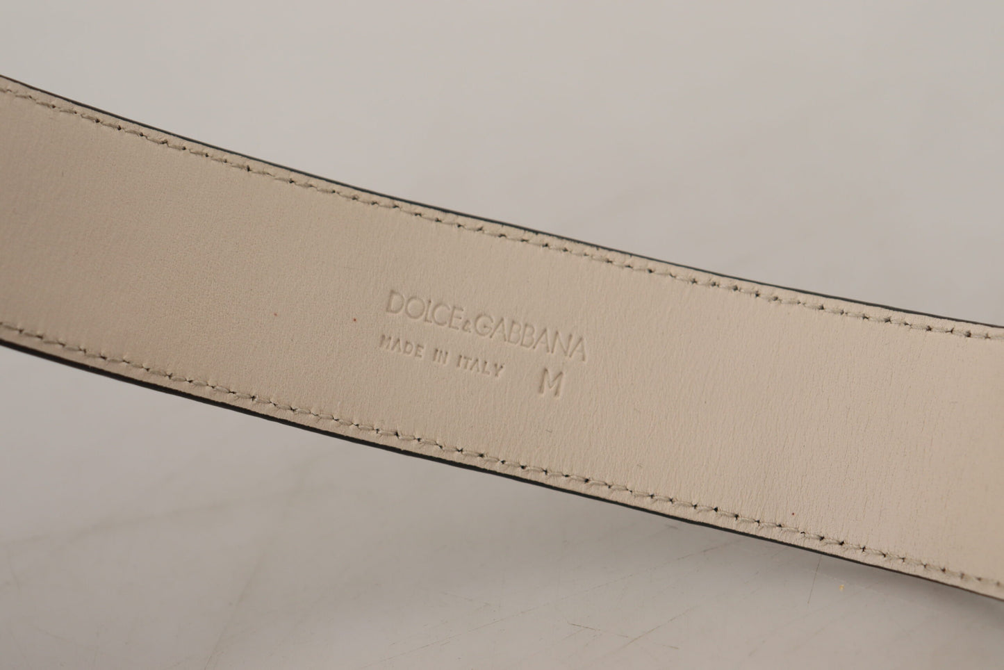 Dolce & Gabbana Elegante bracciale in pelle nera con dettagli dorati