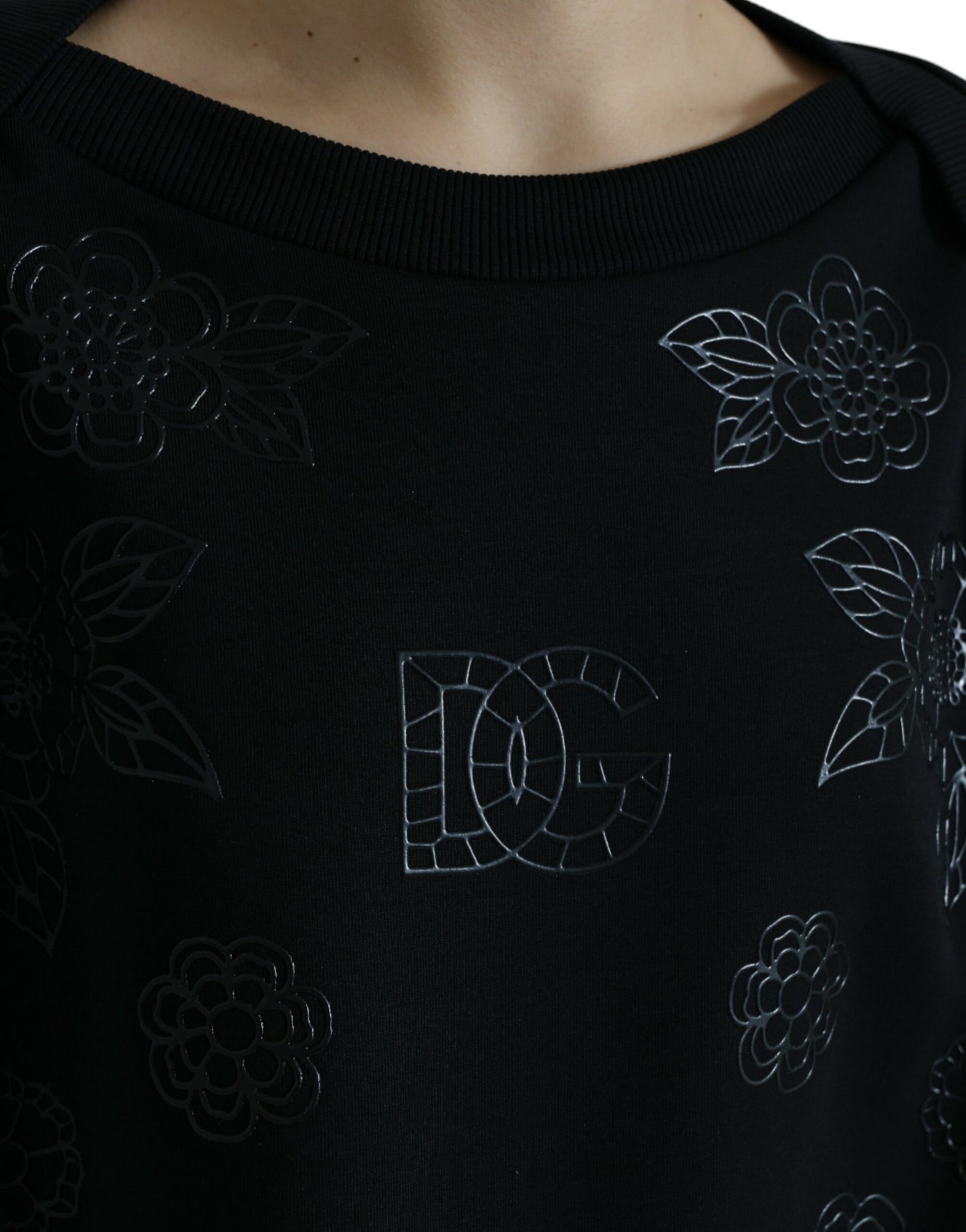 Dolce & Gabbana elegante maglione con applicazioni floreali nere