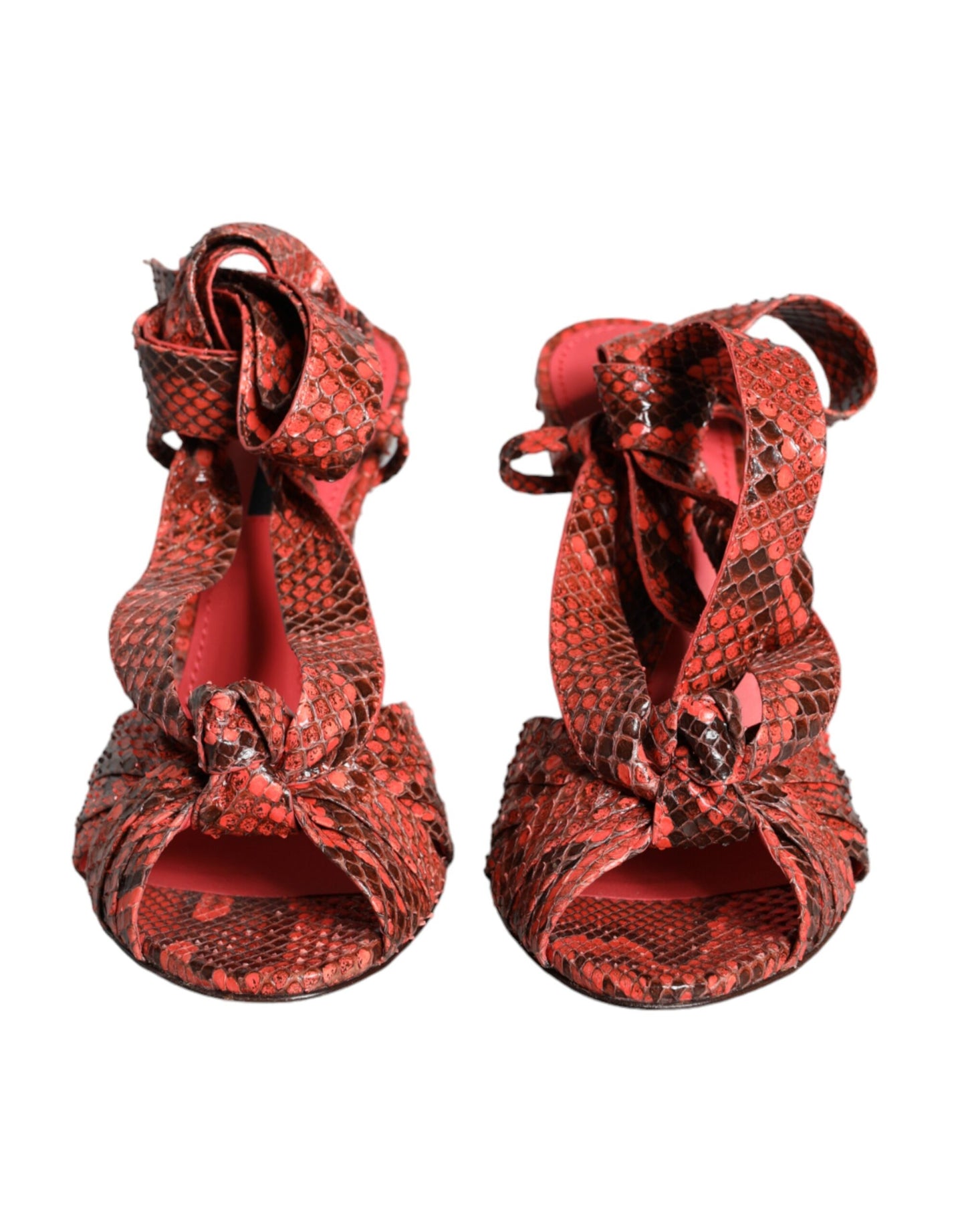 Sandali con tacco in pelle esotica color corallo Dolce & Gabbana