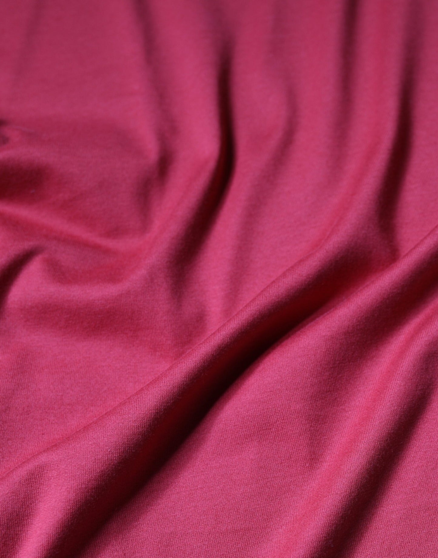 Dolce & Gabbana T-shirt girocollo con stampa logo DG in cotone rosso