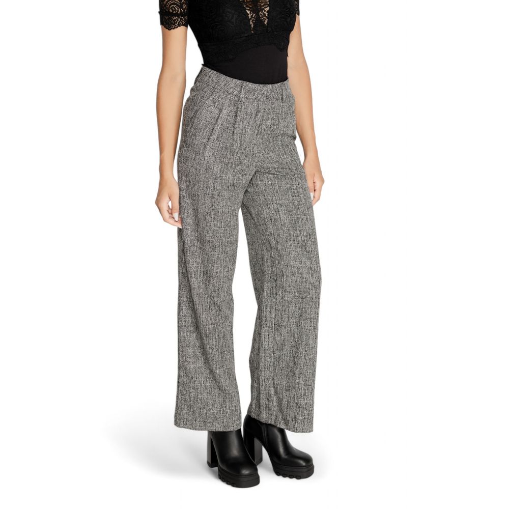 Vila Clothes Jeans e pantaloni in poliestere nero
