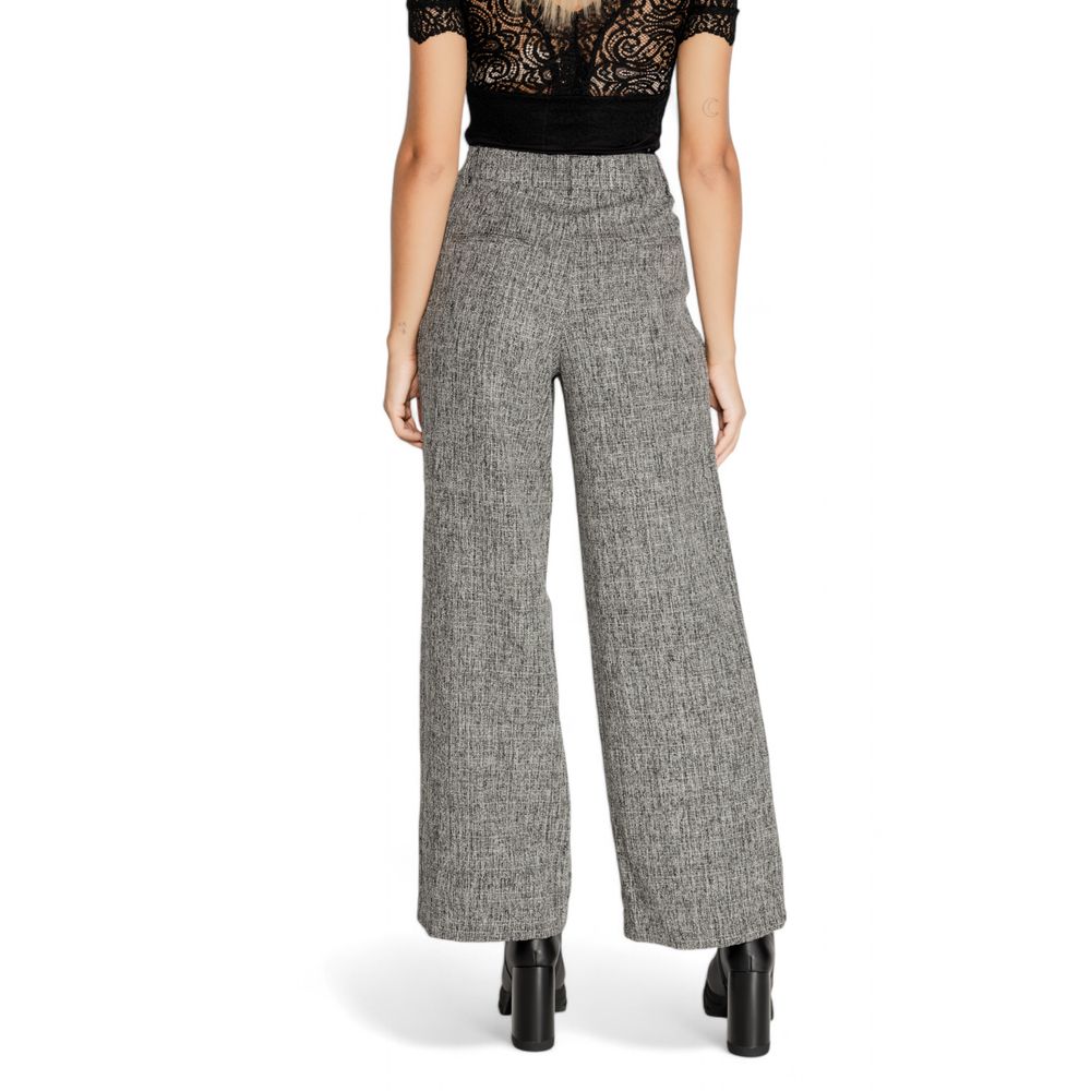 Vila Clothes Jeans e pantaloni in poliestere nero