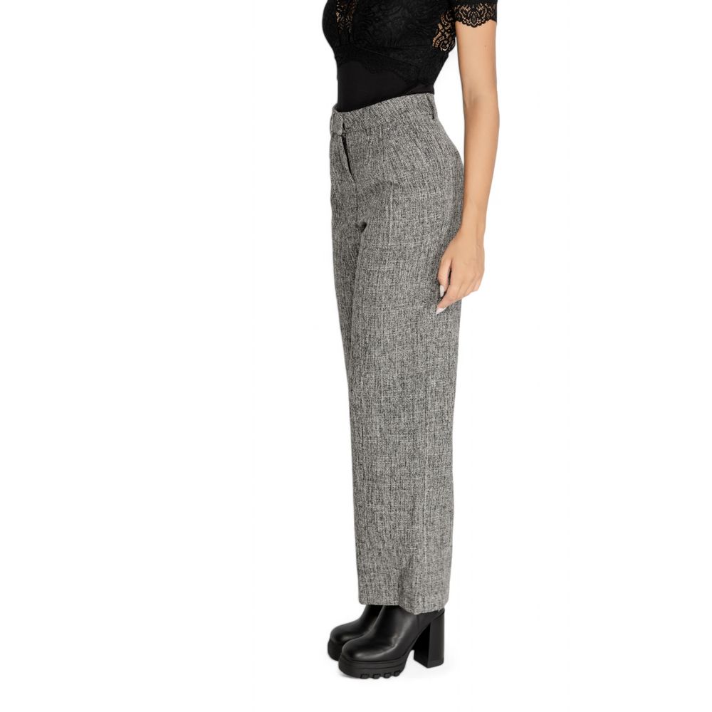 Vila Clothes Jeans e pantaloni in poliestere nero