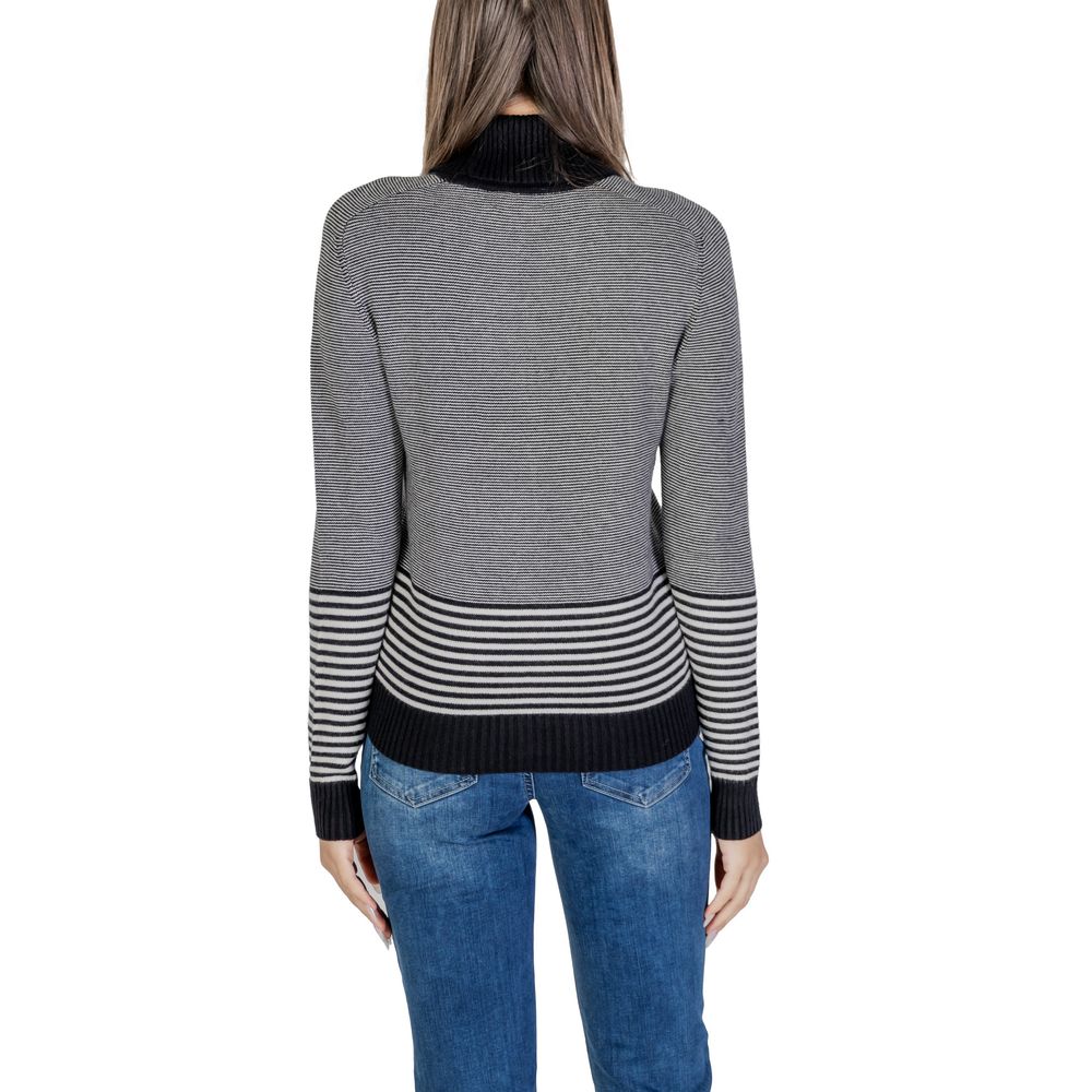 Maglione in viscosa bianco e nero di Sandro Ferrone