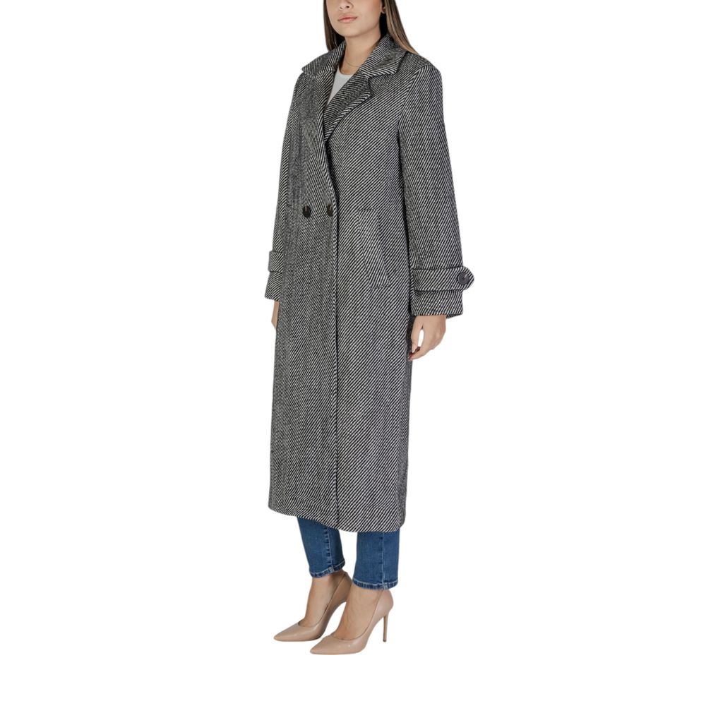 Vila Clothes Giacche e cappotti in poliestere nero