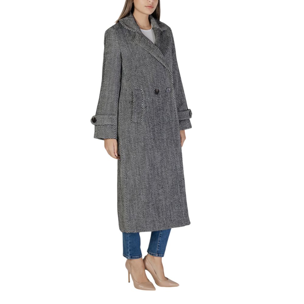 Vila Clothes Giacche e cappotti in poliestere nero