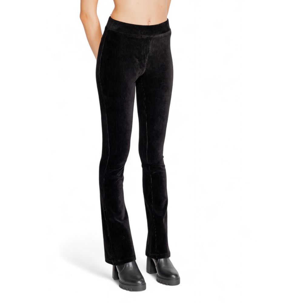 Jeans e pantaloni neri in cotone Street One