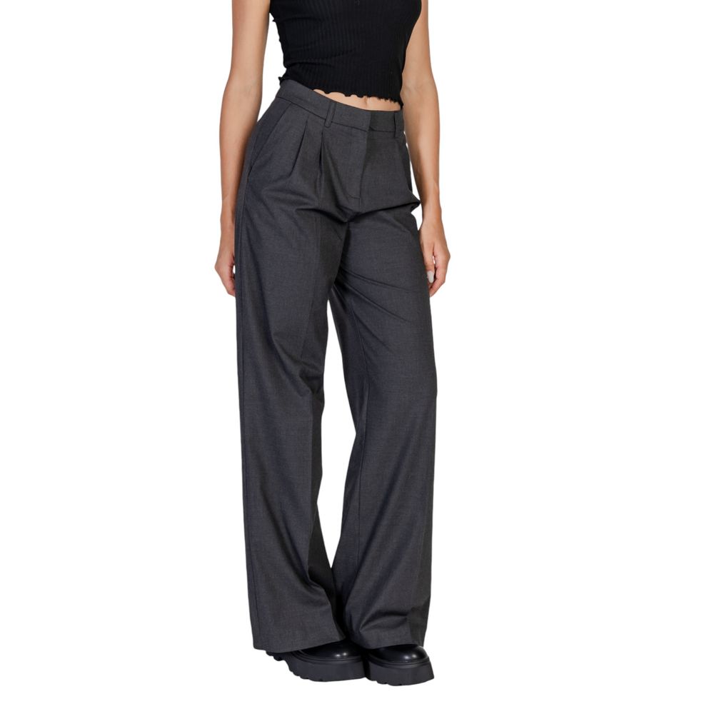 Jeans e pantaloni in poliestere grigio Morgan De Toi