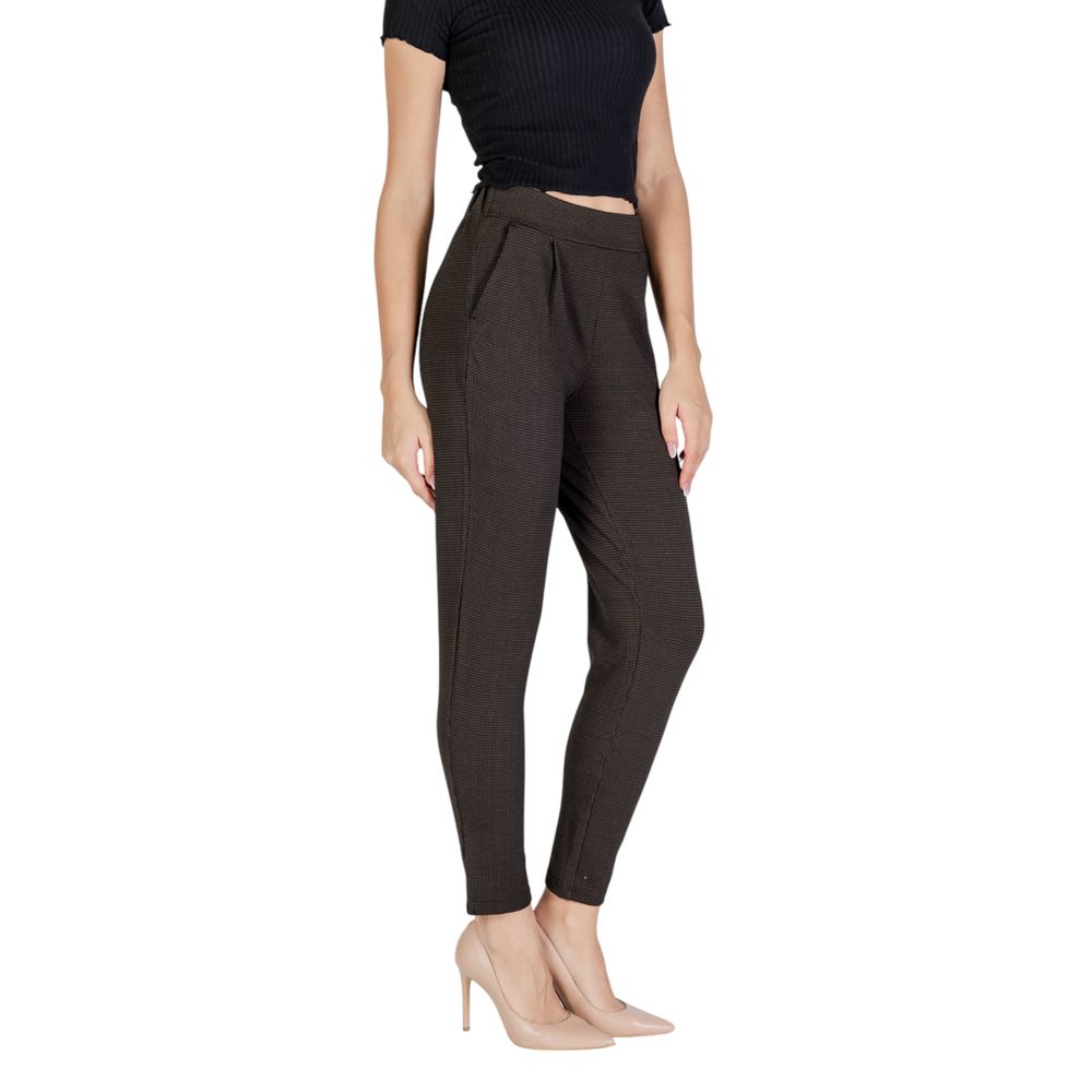Jeans e pantaloni in poliestere marrone ICHI