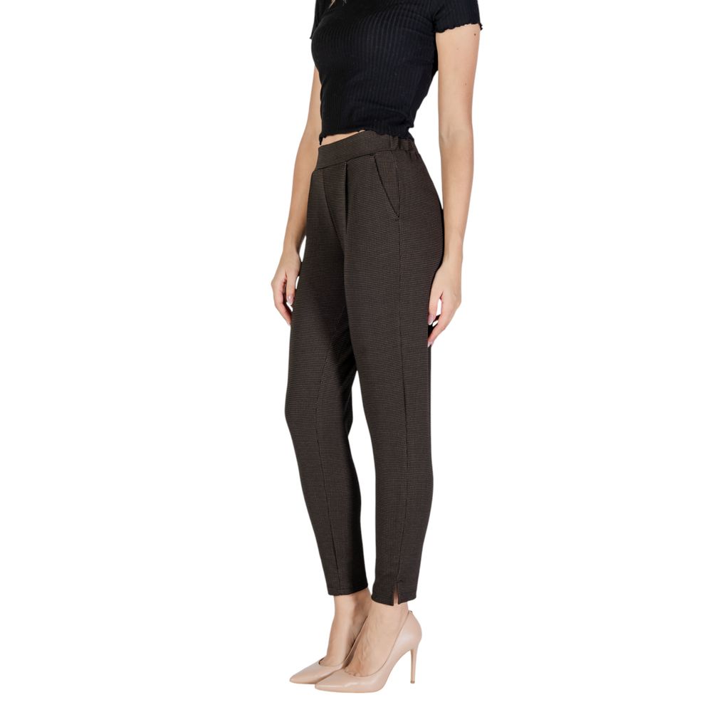 Jeans e pantaloni in poliestere marrone ICHI