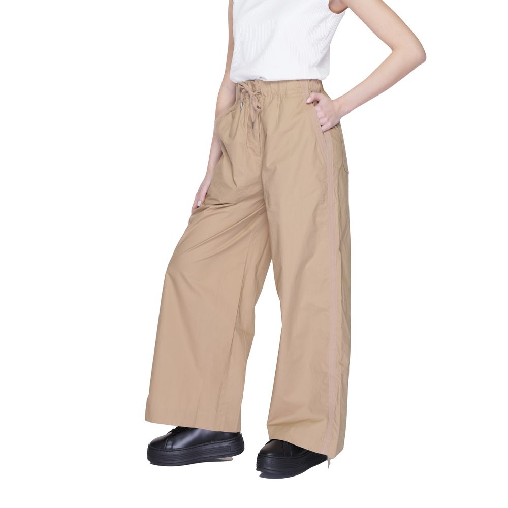 Jeans e pantaloni Blauer in cotone beige