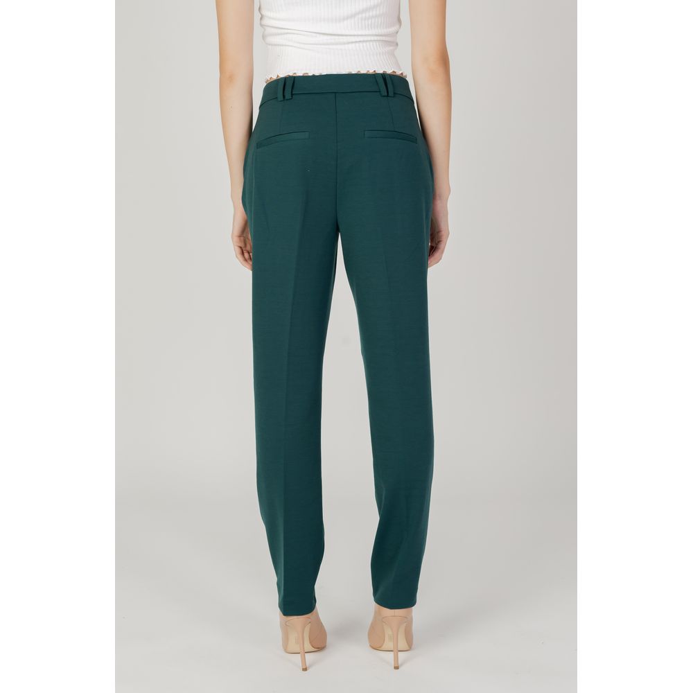 Solo jeans e pantaloni in poliestere verde
