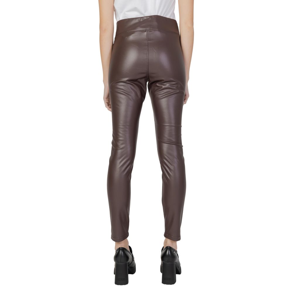 Jeans e pantaloni in poliestere marrone Street One