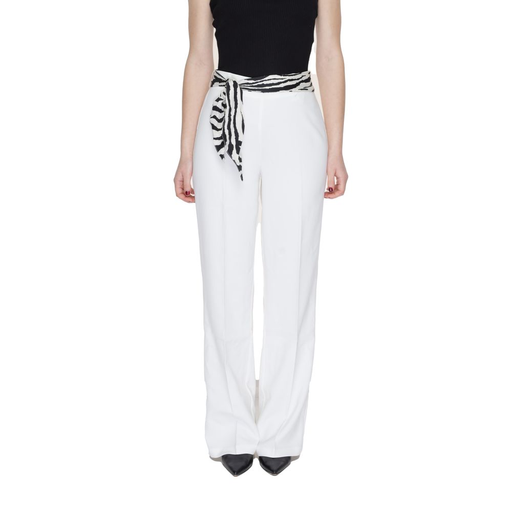 Solo jeans e pantaloni in poliestere bianco