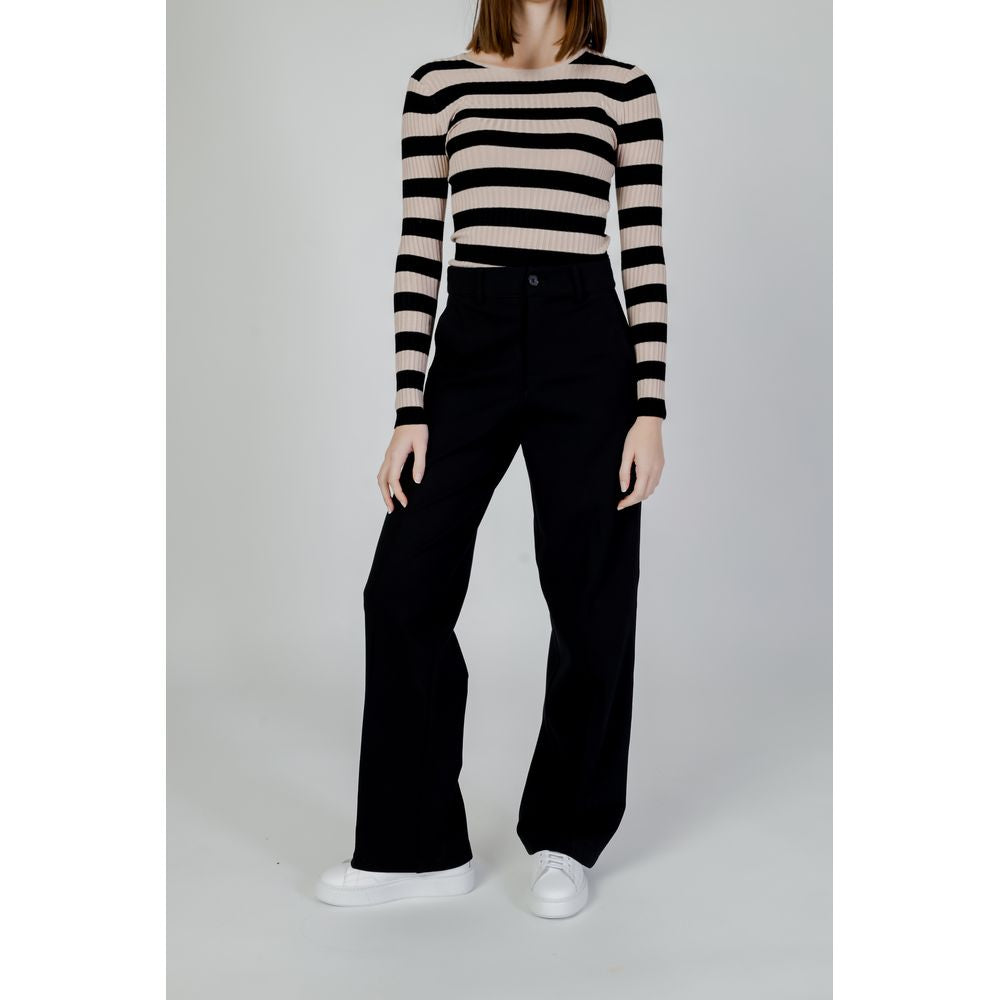 Jeans e pantaloni in viscosa nera Street One