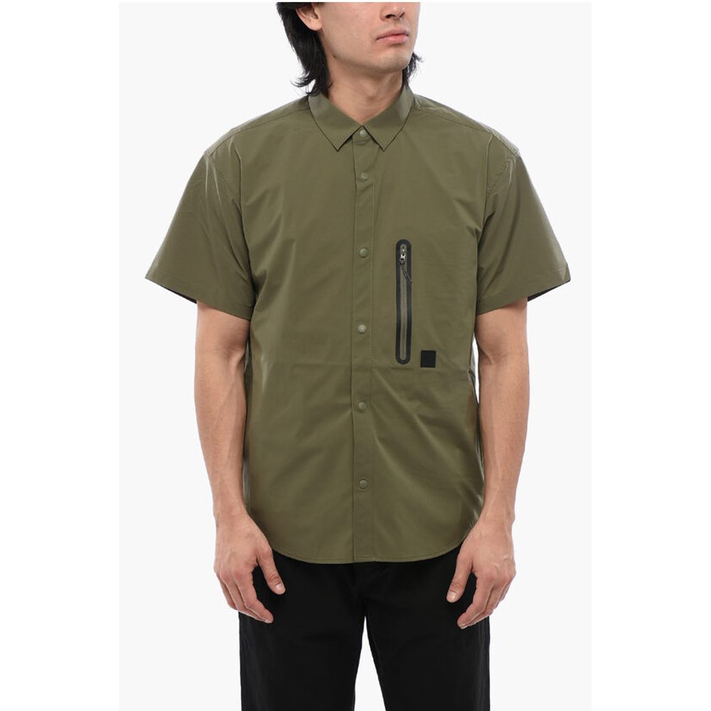 Woolrich Short Sleeved 4AWAY TREK Shirt With Breast Pocket