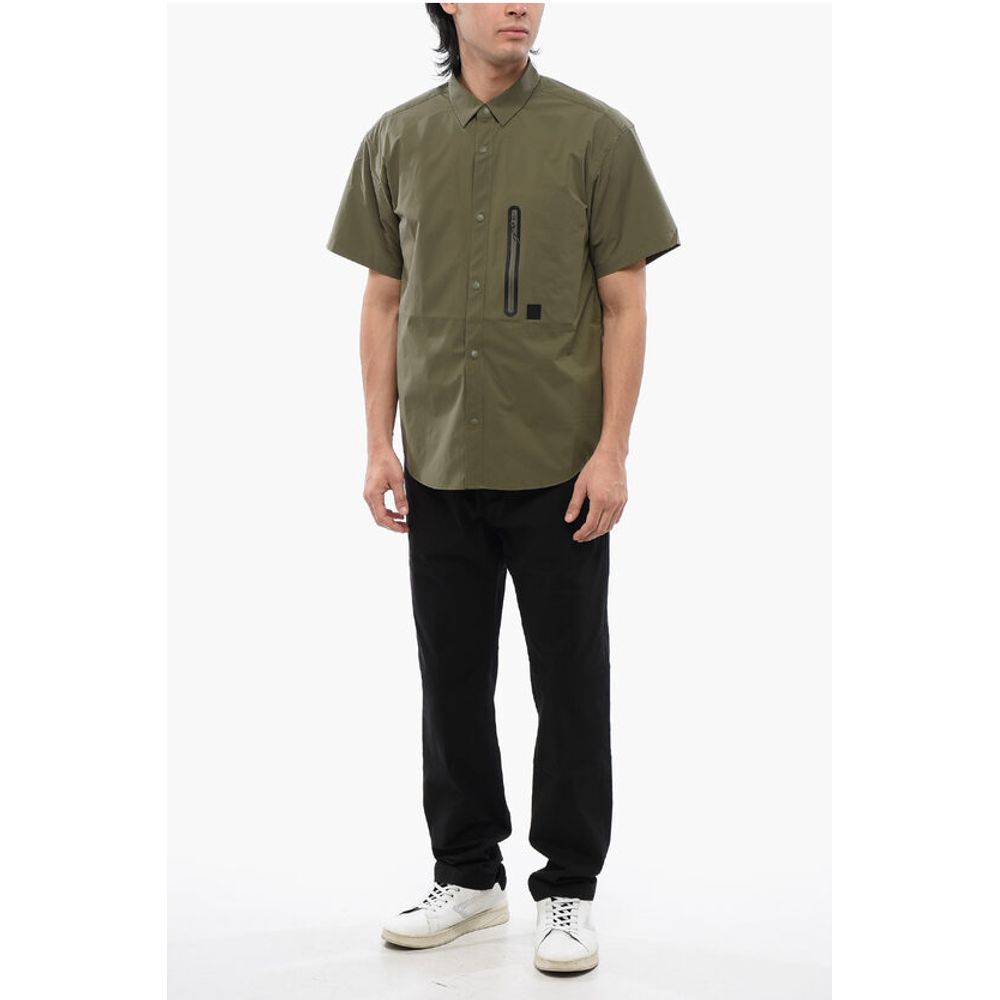 Woolrich Short Sleeved 4AWAY TREK Shirt With Breast Pocket