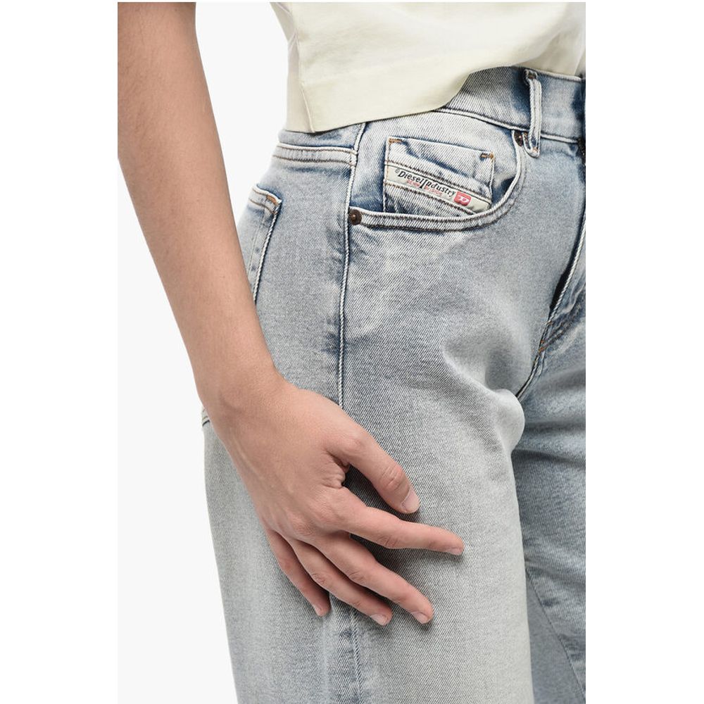 Diesel D-AKEMI Flared Denims with Light Wash L.32