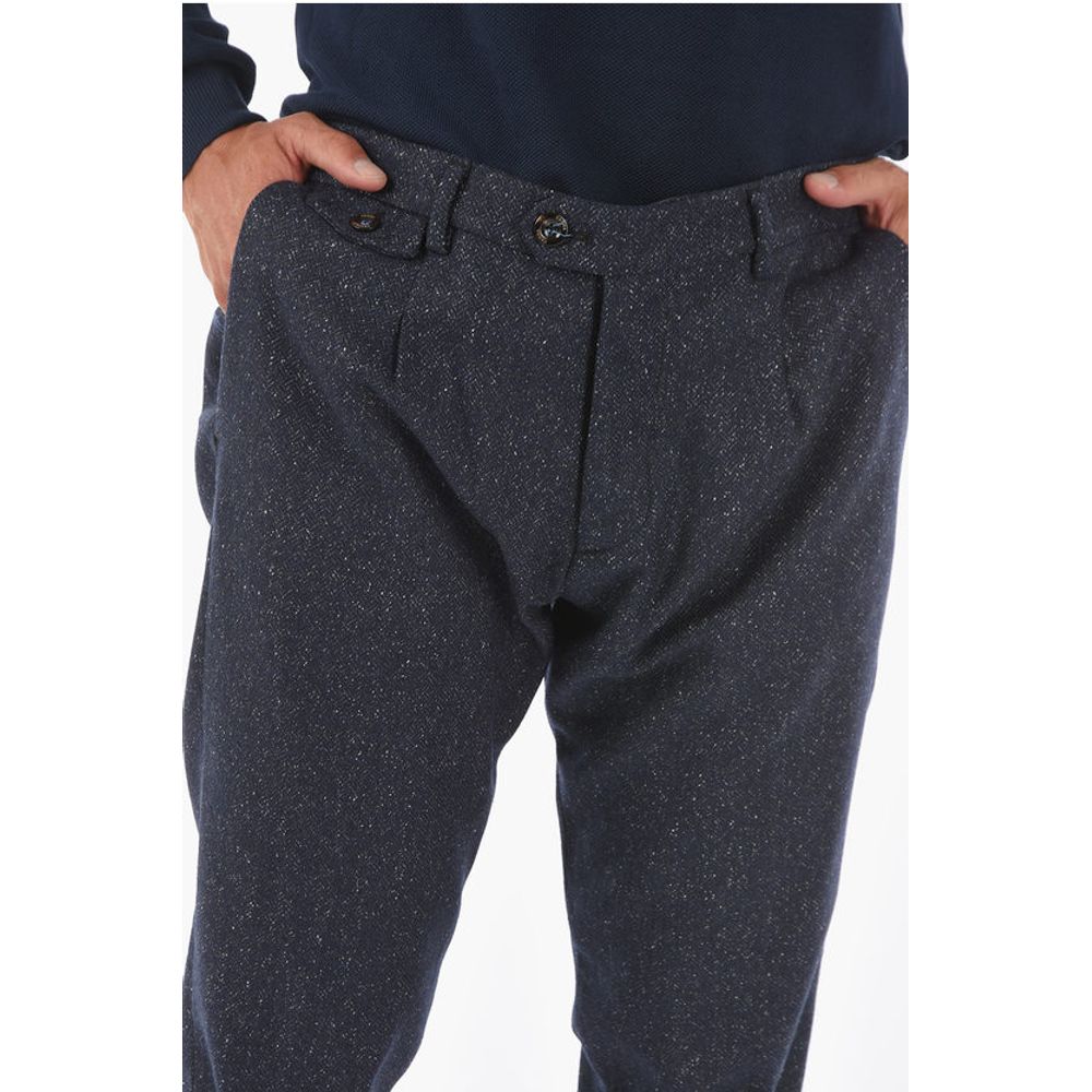 Cruna Single-pleated RAVAL1P.L. Herringbone Wool Blend Pants