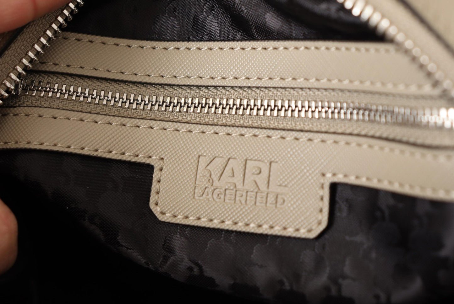 Karl Lagerfeld Elegante borsa a spalla verde