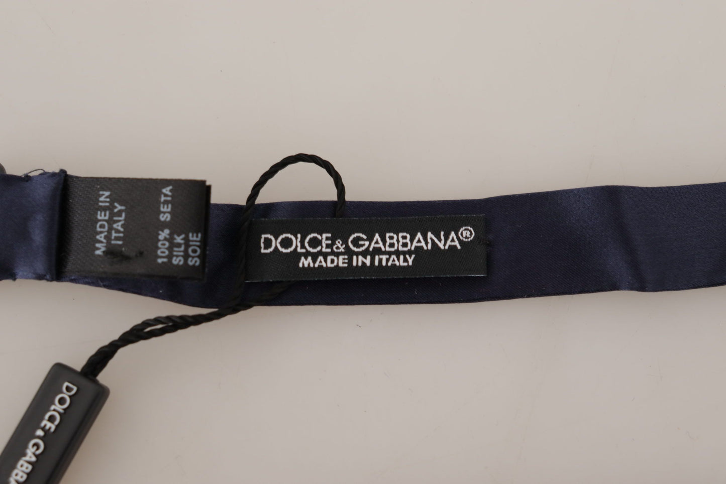 Dolce &amp; Gabbana Элегантный шелковый галстук-бабочка с сапфировым стеклом