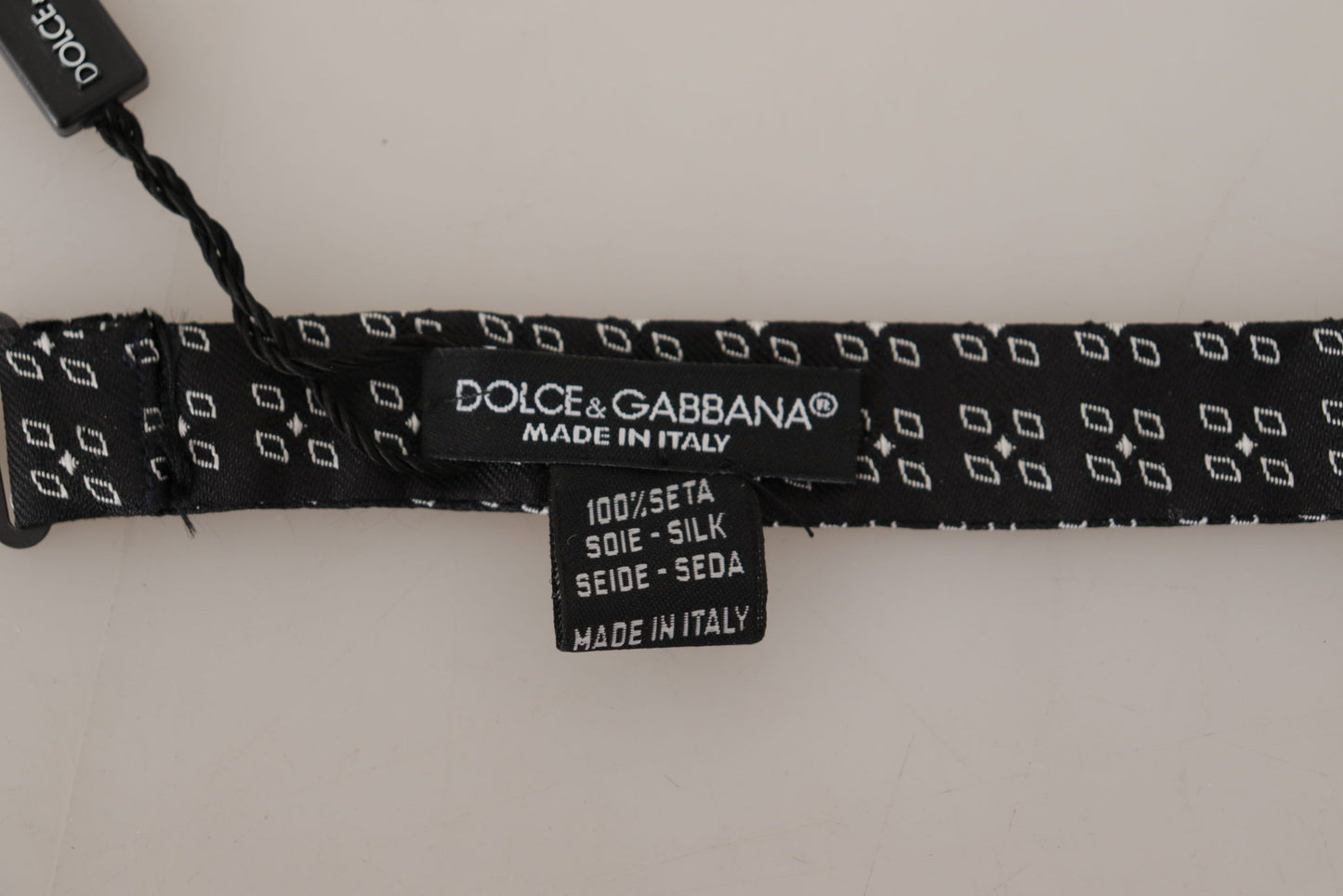 Dolce &amp; Gabbana Elegante Papillon In Seta A Pois