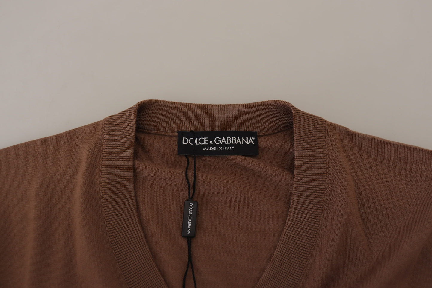 Dolce &amp; Gabbana Maglione Pullover Elegante In Lana Vergine Con Scollo A V