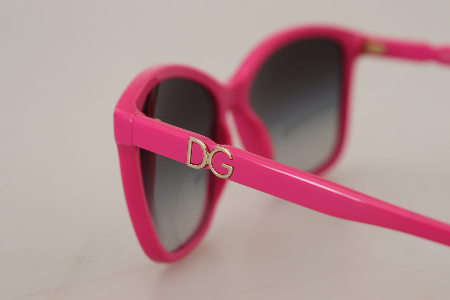 Dolce &amp; Gabbana eleganti occhiali da sole rotondi rosa da donna