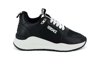 Versace Scarpe da ginnastica eleganti in pelle monocromatica