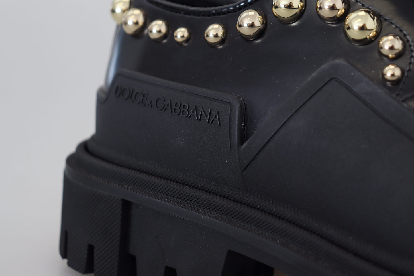 Dolce &amp; Gabbana intramontabili scarpe derby in pelle nera con accenti glam