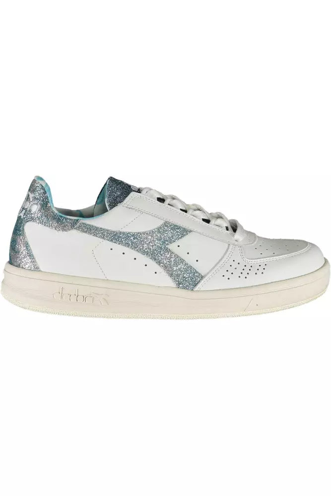 Sneakers sportive Diadora Chic con lacci a contrasto