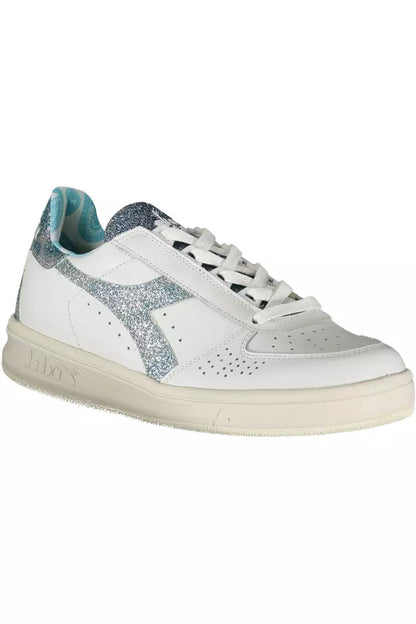 Sneakers sportive Diadora Chic con lacci a contrasto