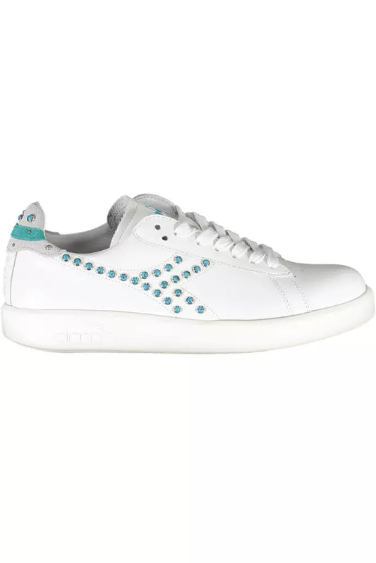 Sneakers Diadora Chic bianche stringate con accenti a contrasto