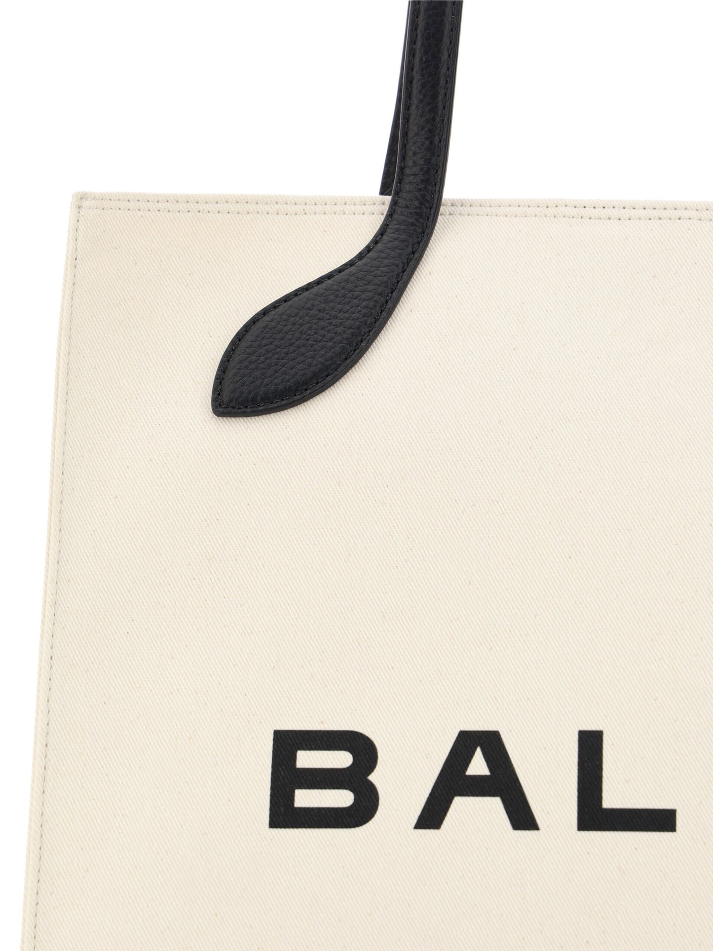 Монохромная кожаная большая сумка Bally Chic