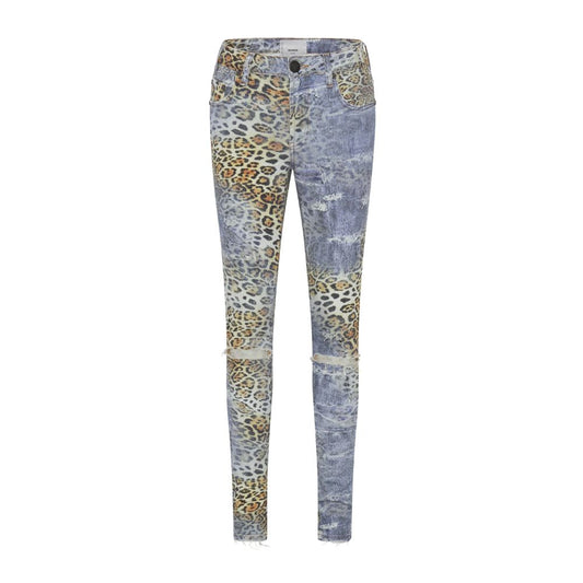 Un cucchiaino di jeans skinny elasticizzati selvaggiamente chic