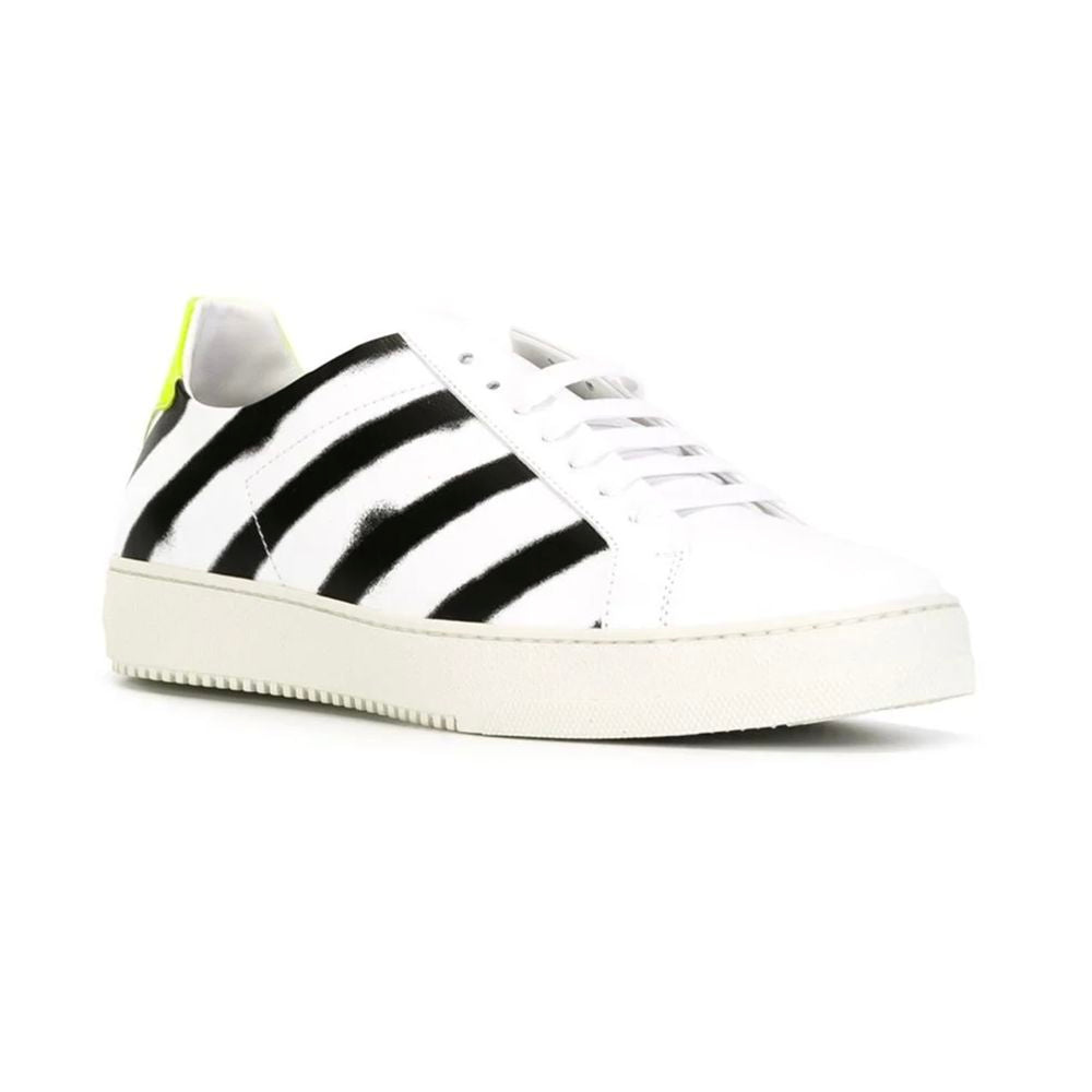 Scarpe da ginnastica bianche con vernice spray Off-White