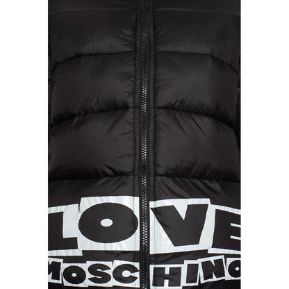 Piumino Love Moschino Chic in nylon con logo audace