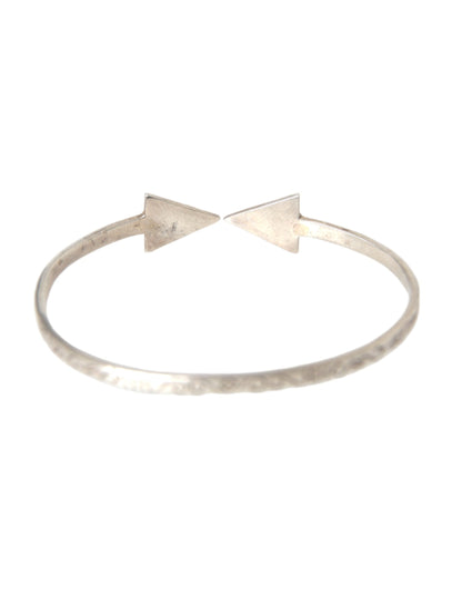 Bracciale rigido Nialaya Arrow Crystal in argento 925 da donna