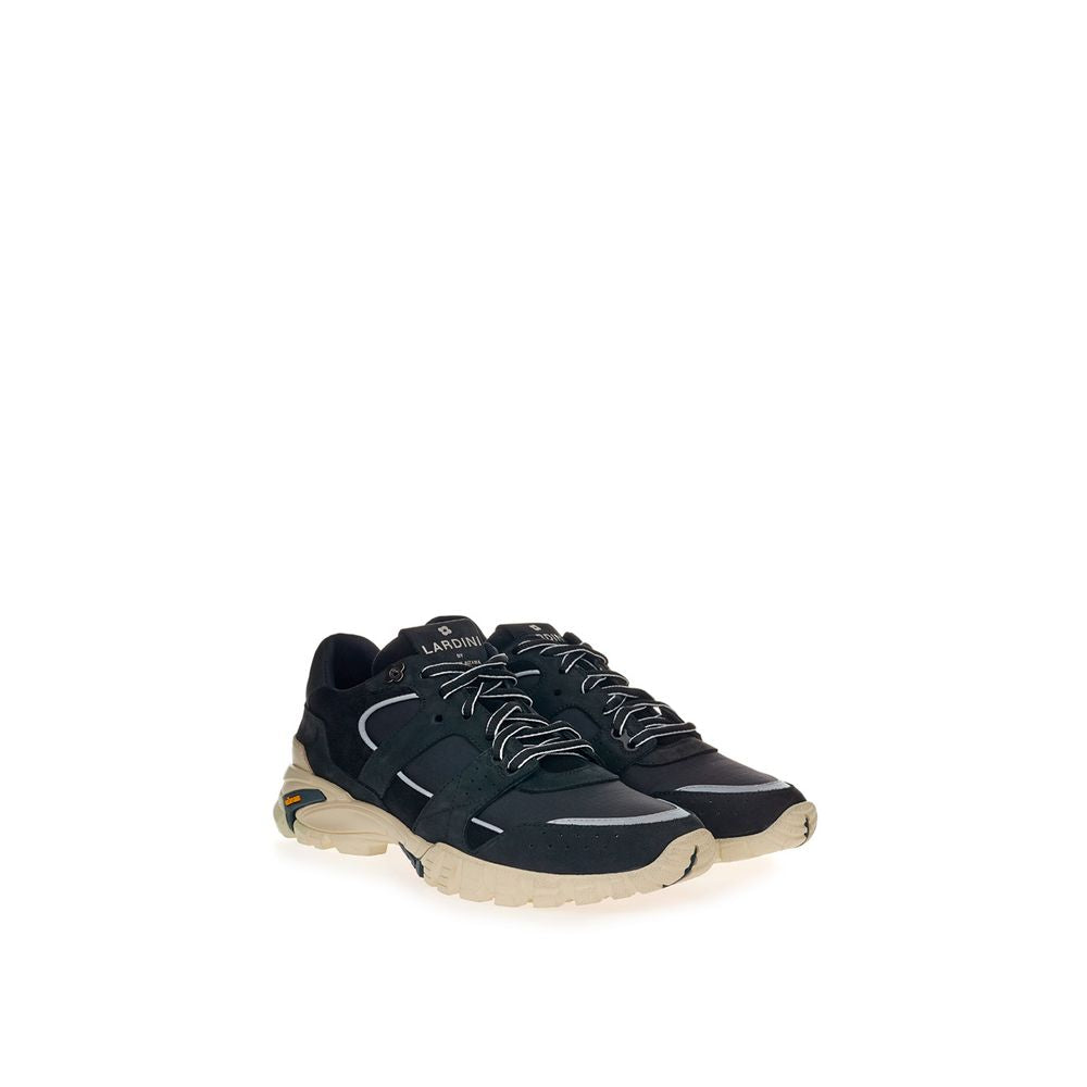 Sneaker Lardini in pelle scamosciata nera