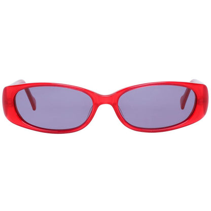 Sempre più occhiali da sole in plastica rossa