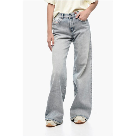 Diesel D-AKEMI Flared Denims with Light Wash L.32